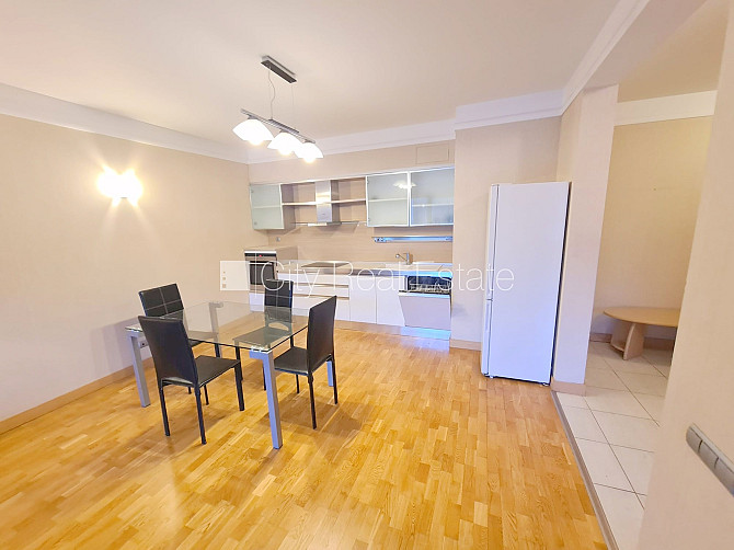 Jaunceltne, fasādes māja, labiekārtota apzaļumota teritorija, slēgta teritorija, garāžas Rīga - foto 7