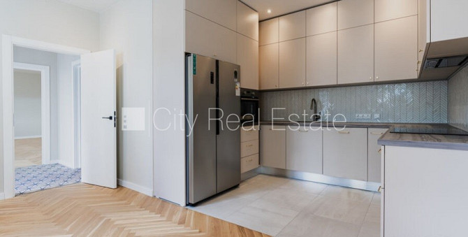 Zeme īpašumā, pagalma ēka, fasādes māja, renovēta māja, slēgts pagalms, ieeja no pagalma, Rīga - foto 11