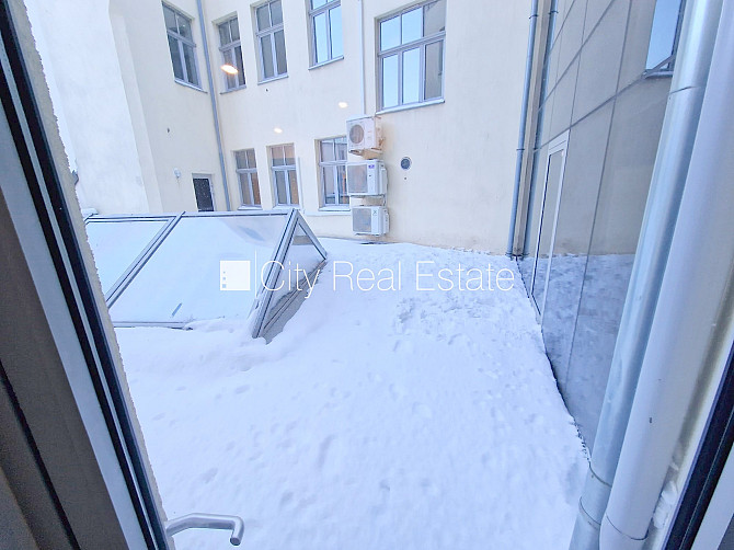 Fasādes māja, renovēta māja, objektu apsargā fiziskā apsardze, ieeja no ielas, ir lifts, Rīga - foto 14