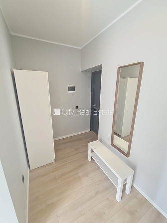 Fasādes māja, renovēta māja, slēgts pagalms, ieeja no ielas un pagalma, kāpņu telpa pēc Rīga - foto 15