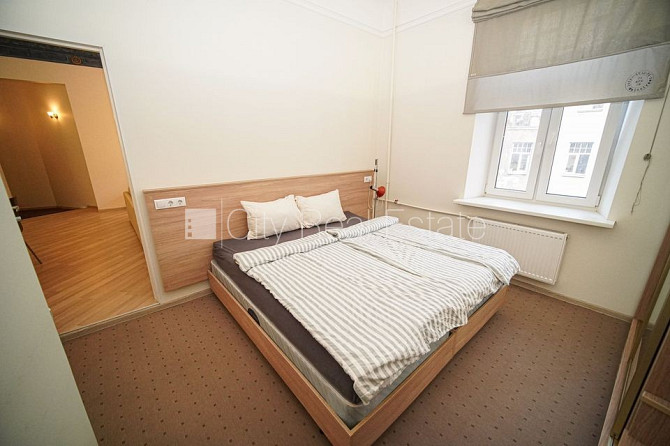 Фасадный дом, реновированный дом, вход с улицы, лифт, лестничная клетка после Рига - изображение 7