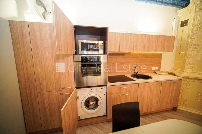 Фасадный дом, реновированный дом, вход с улицы, лифт, лестничная клетка после Рига - изображение 6