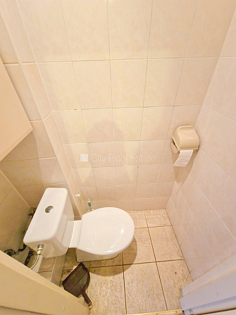 Земля в собственности, здание во дворе, реновированный дом, закрытый двор, вход с Рига - изображение 20