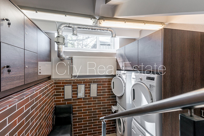 Реновированный дом, благоустроенная озеленённая территория, лестничная клетка Рига - изображение 12