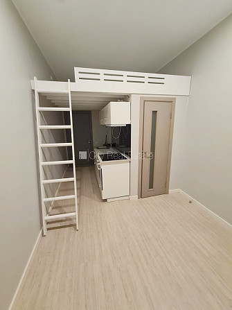 Fasādes māja, renovēta māja, slēgts pagalms, ieeja no ielas, kāpņu telpa pēc kapitālā Rīga - foto 5