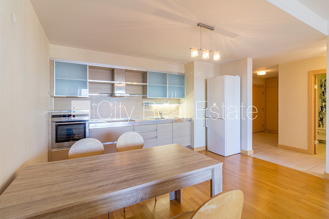 Projekts - Panorama Plaza, jaunceltne, fasādes māja, slēgta teritorija, iespēja nomāt pazemes Rīga - foto 3