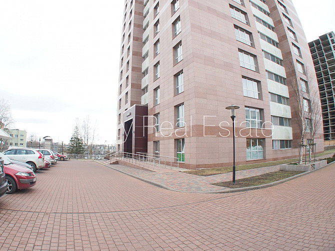 Projekts - Panorama Plaza, jaunceltne, fasādes māja, slēgta teritorija, iespēja nomāt pazemes Rīga - foto 12