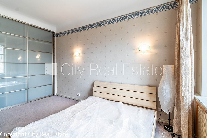 Zeme īpašumā, pagalma māja, slēgts pagalms, iespēja nomāt autostāvvietu, ir lifts, kāpņu Rīga - foto 20