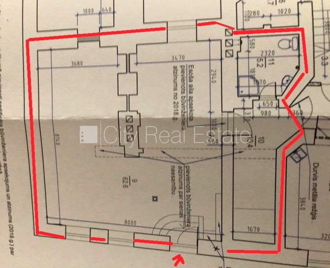 Fasādes māja, renovēta māja, vieta automašīnai, ieeja no ielas, puspagrabs, logi vērsti uz Rīga - foto 12