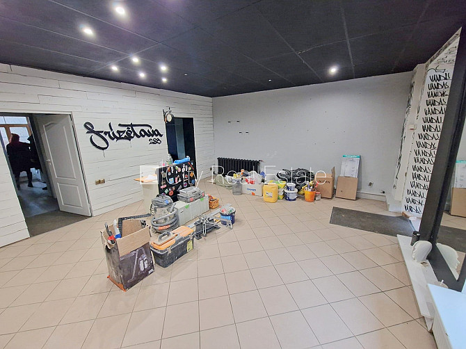 Fasādes māja, slēgts pagalms, vieta automašīnai, ieeja no ielas, logi vērsti uz ielas pusi, Rīga - foto 14