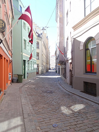 Fasādes māja, logi vērsti uz ielas pusi, guļamistabu skaits 1 gab., viena istaba izolēta, Rīga - foto 14