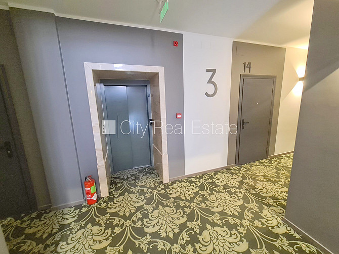 Fasādes māja, renovēta māja, slēgts pagalms, ieeja no ielas un pagalma, ir lifts, kāpņu Rīga - foto 19