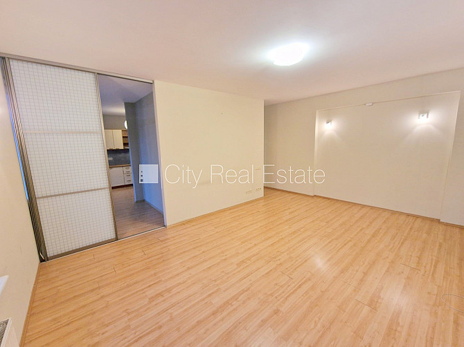 Projekts - Elku 4, jaunceltne, slēgta teritorija, iespēja nomāt autostāvvietu, ieeja no ielas Rīga - foto 4