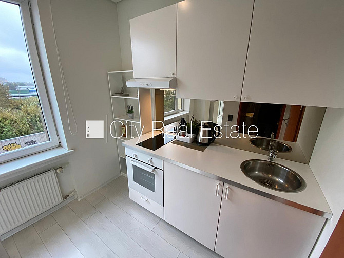 Fasādes māja, renovēta māja, slēgts pagalms, ieeja no ielas, ir lifts, kāpņu telpa pēc Rīga - foto 12