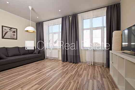 Фасадный дом, реновированный дом, закрытый двор, возможность аренды парковки, Rīga