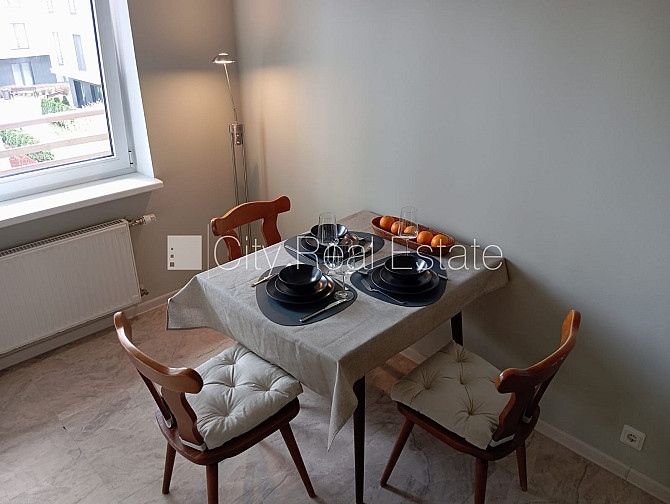 Jaunceltne, teritorijas iebrauktuves vārti aprīkoti ar automatizētu atvēršanās un Jūrmala - foto 10