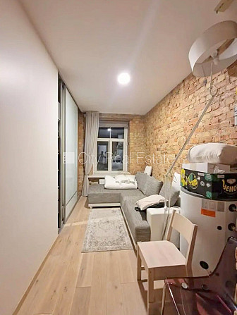 Projekts - Strēlnieku 13, pagalma ēka, renovēta māja, ieeja no ielas, kāpņu telpa pēc Rīga - foto 14