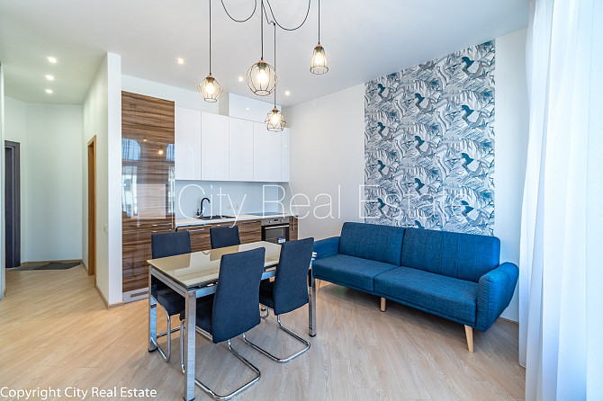 Jaunceltne, viena kvadrātmetra apsaimniekošanas maksa mēnesī  1 EUR, ieeja no ielas, ir lifts, Rīga - foto 1