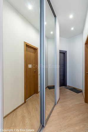 Jaunceltne, viena kvadrātmetra apsaimniekošanas maksa mēnesī  1 EUR, ieeja no ielas, ir lifts, Rīga - foto 12