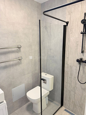 Fasādes māja, renovēta māja, slēgts pagalms, ieeja no ielas un pagalma, kāpņu telpa pēc Rīga - foto 4