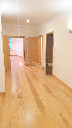 Fasādes māja, renovēta māja, viena kvadrātmetra apsaimniekošanas maksa mēnesī  0,70 EUR, Rīga - foto 11