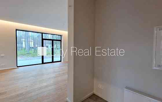 Земля в собственности, новостройка, благоустроенная озеленённая территория, Юрмала