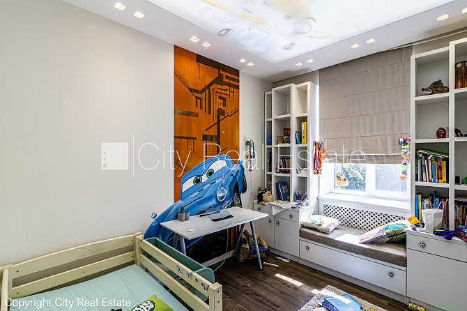 Pagalma māja, slēgts pagalms, iespēja nomāt autostāvvietu, teritorijas stāvlaukums noklāts Rīga - foto 8