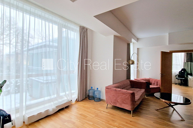 Земля в собственности, новостройка, на подвальном этаже доступно кладовое Юрмала - изображение 1