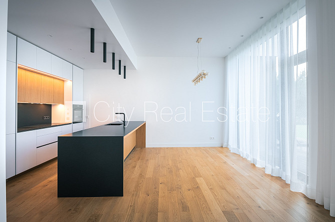 Рядный дом, новостройка, благоустроенная озеленённая территория, въездные Рига - изображение 8