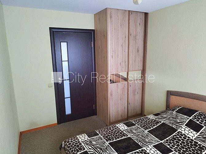 Реновированный дом, благоустроенный озеленённый двор, места для нескольких Рижский район - изображение 5