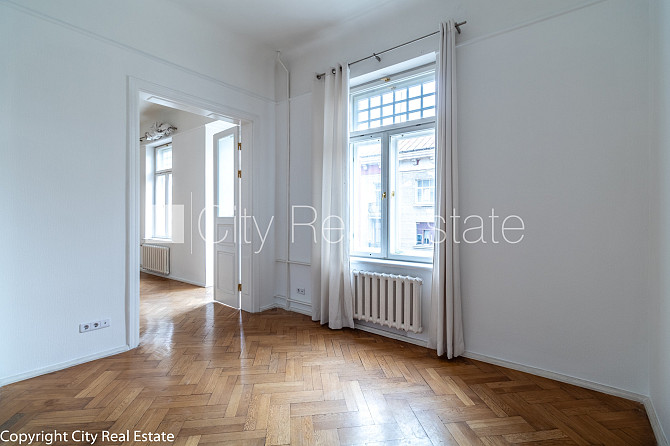 Фасадный дом, реновированный дом, кирпичные стены, фасад с декоративной Рига - изображение 10