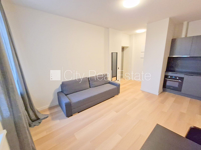 Projekts - Matīsa 38, pagalma ēka, renovēta māja, labiekārtots apzaļumots pagalms, ieeja no Rīga - foto 4