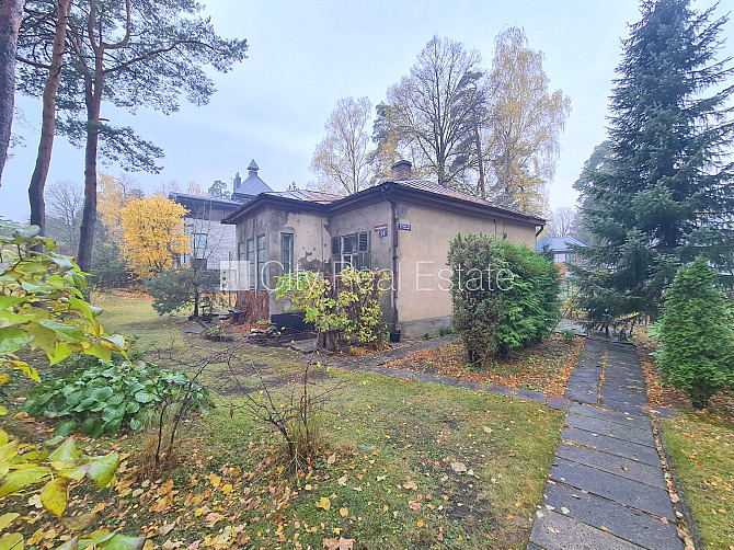 Zeme īpašumā, privātmāja, metāla jumta segums, labiekārtota apzaļumota teritorija 1448 m2, Jūrmala - foto 3