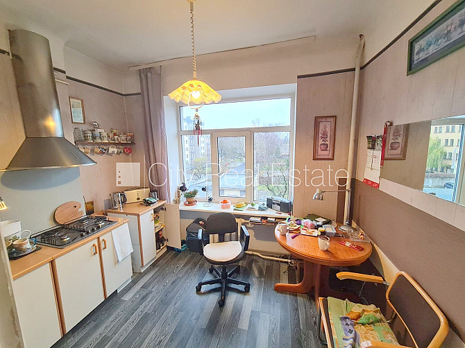 Zeme īpašumā, fasādes māja, slēgts pagalms, vieta automašīnai, ieeja no pagalma, kāpņu Rīga - foto 11