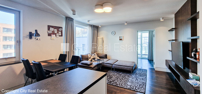 Jaunceltne, slēgts pagalms, iespēja nomāt autostāvvietu, apzaļumota teritorija ar jaunu Rīga - foto 2