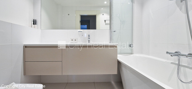 Jaunceltne, slēgts pagalms, iespēja nomāt autostāvvietu, apzaļumota teritorija ar jaunu Rīga - foto 13