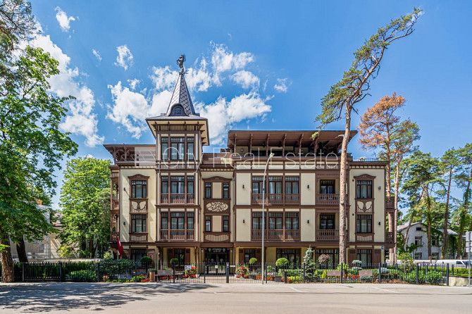 Jaunceltne, fasādes māja, zaļā teritorija, labiekārtota apzaļumota teritorija, slēgta Jūrmala - foto 1