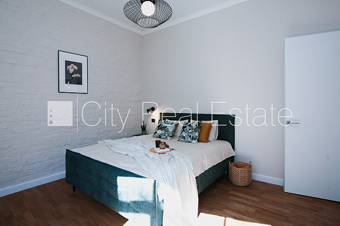 Renovēta māja, slēgts pagalms, dušas kabīne, dīvāns, divguļamā gulta, virtuves galds, Rīga - foto 8