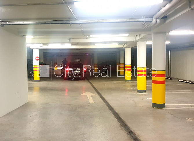 Labiekārtota apzaļumota teritorija, slēgta teritorija, vieta automašīnai, pazemes Rīga - foto 16