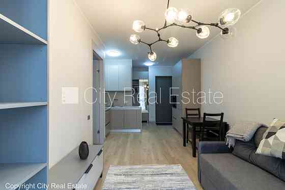 Проект - Паркерс (Parkers), новостройка, здание во дворе, благоустроенный озеленённый Рига