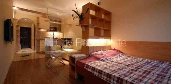 Новостройка, благоустроенная озеленённая территория, закрытый двор, возможность Rīga