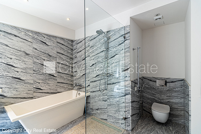 Jaunceltne, fasādes māja, energo efektīva māja, ieeja no pagalma, lodžija, plašs skats no Rīga - foto 5