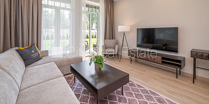 Новостройка, фасадный дом, благоустроенный озеленённый двор, подземная стоянка, Юрмала - изображение 2