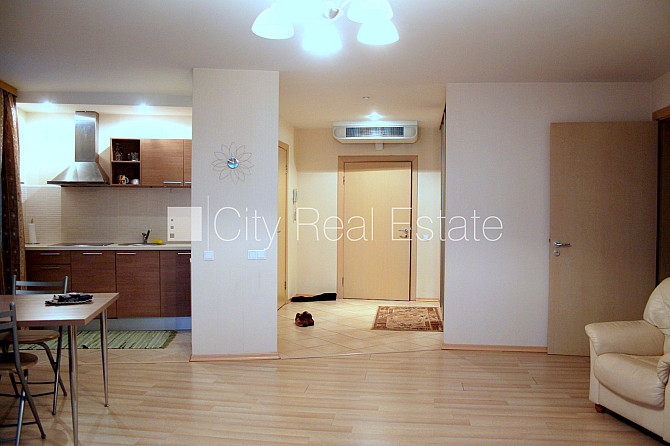 Projekts - Centra Nams, jaunceltne, labiekārtota apzaļumota teritorija, slēgts pagalms, iespēja Rīga - foto 14