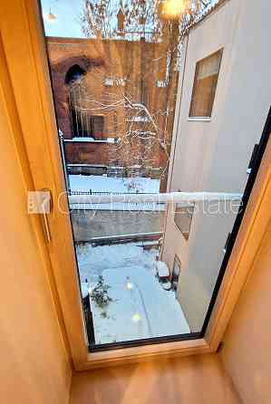 Фасадный дом, реставрированный дом, заменены инженерные коммуникации, Рига