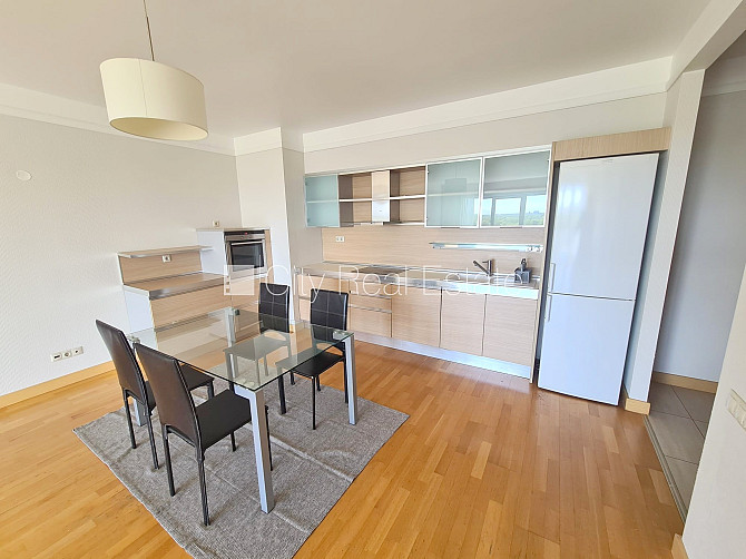 Jaunceltne, slēgts pagalms, slēgta teritorija, garāžas vārti aprīkoti ar automatizētu Rīga - foto 8