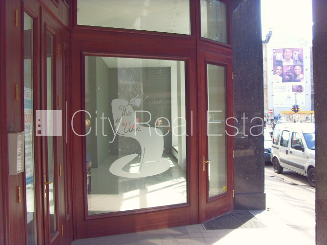 Fasādes māja, slēgts pagalms, ieeja no ielas, logi vērsti uz pagalma pusi, logi vērsti uz Rīga - foto 6