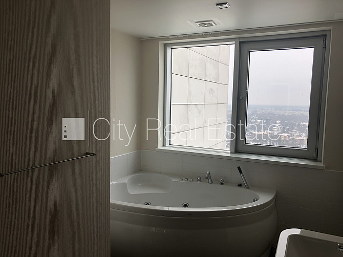 Projekts - Panorama Plaza, vieta vairākām automašīnām, iespēja nomāt pazemes autostāvvietu, Rīga - foto 6