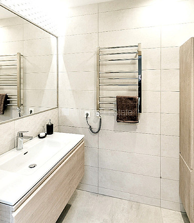 Dvīņu māja, jaunceltne, labiekārtota apzaļumota teritorija, bruģēts piebraucamais ceļš, Rīga - foto 19