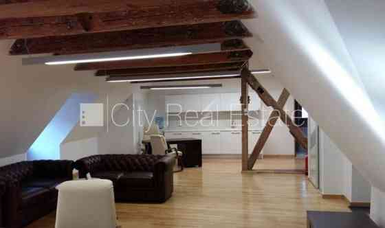 Фасадный дом, плата за обслуживание одного квадратного метра в  месяц 1.25 EUR, Рига